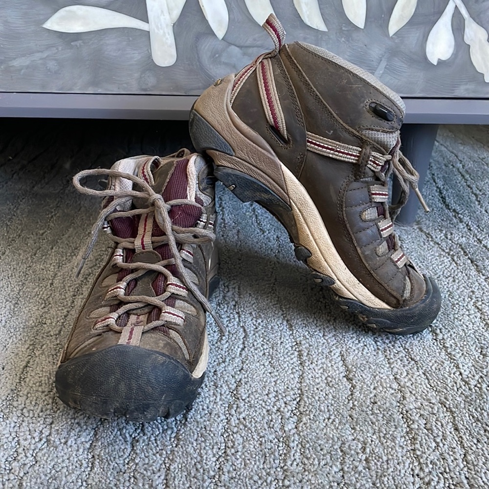 Keen hiking boots